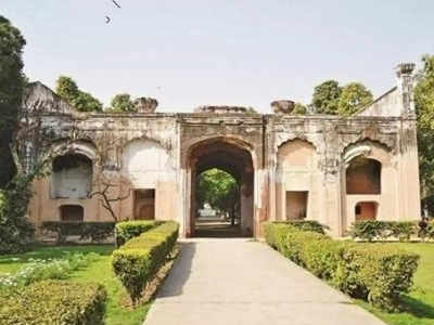 चिराग दिल्ली: 700 साल पहले दहशत थी इस मीनार की