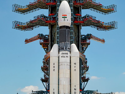चंद्रयान-2: स्‍पेस रेस की ओर बढ़ती दुनिया, अमेरिका-चीन में बादशाहत की जंग, भारत भी तैयार