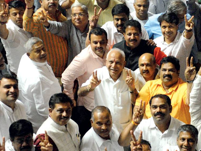 कर्नाटक: बीजेपी नेता बीएस येदियुरप्‍पा के लिए कांटों का ताज होगी मुख्‍यमंत्री पद की कुर्सी