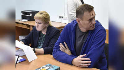 रूस में विपक्षी नेता एलेक्सी नेवेलनी को गिरफ्तार कर 30 दिन के लिए जेल भेजा गया