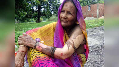 गोरखपुर: न्याय न मिलने पर बुजुर्ग महिला ने की आत्मदाह की कोशिश