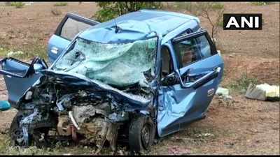 कोयंबटूर: ट्रक-कार की जबर्दस्‍त टक्‍कर, पांच की मौत