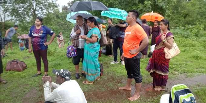 ಮಹಾಲಕ್ಷ್ಮಿ ಎಕ್ಸ್‌ಪ್ರೆಸ್‌ ಪ್ರಯಾಣಿಕರು 