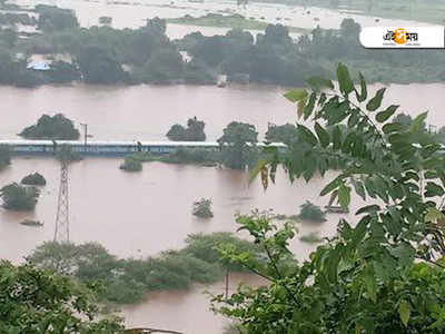 জলে আটকে পড়া ট্রেনের সব যাত্রীদের উদ্ধার করা গিয়েছে: মুখ্যমন্ত্রী