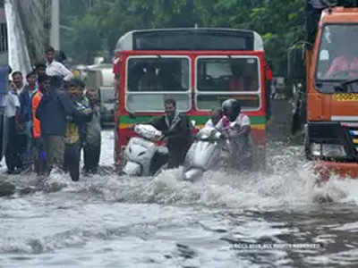 मुंबई, ठाण्यात आज मुसळधार पावसाचा अंदाज, राहा सतर्क!