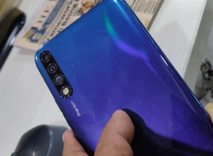 Tecno Phantom 9 Camera