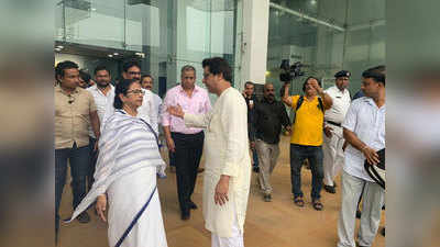 कोलकाता: ममता से मिले राज ठाकरे, ईवीएम के खिलाफ रैली के लिए दिया न्योता
