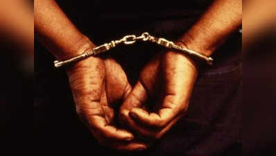 बहराइच में चल रहा था अवैध शराब बनाने का कारोबार, 12 गिरफ्तार