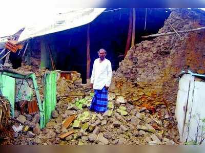 ಧಾರಾಕಾರ ಮಳೆ: ಮನೆ ಗೋಡೆ ಕುಸಿತ