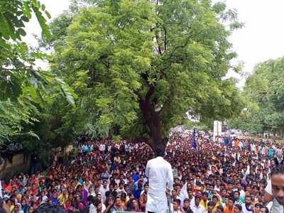 मातंग समाजाचा जिल्हाधिकारी कार्यालयावर मोर्चा