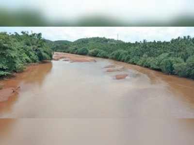 ಮಳೆಗಾಲದಲ್ಲೂ ಬಡವಾಗುತ್ತಿರುವ ಹೊಳೆಗಳು