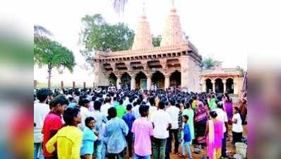 ಮಹಾಂತರ ಗದ್ದುಗೆ ಶ್ರಾವಣದಲ್ಲಿ ಭಕ್ತಸಾಗರ