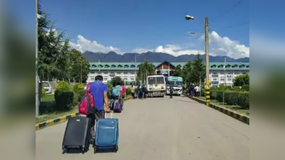 सुरक्षाबलों की अतिरिक्त तैनाती से टेंशन में जम्मू-कश्मीर , बाहरी छात्रों को घाटी छोड़ने का निर्देश