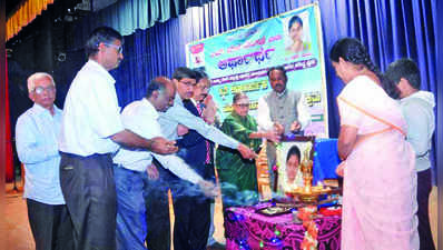 ಬೊಂಗಾಳೆ ಪ್ರಕಾಶನದ ಕೃತಿ ಬಿಡುಗಡೆ