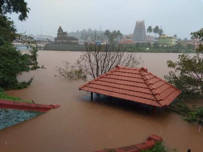 ಮಲೆನಾಡು ಶೃಂಗೇರಿಯಲ್ಲಿ‌ ಭಾರೀ ಮಳೆ