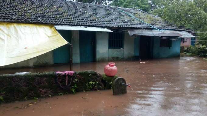 ಮಲ್ಲಾಪುರ ಪ್ರದೇಶ ಜಲಾವೃತ್ತ