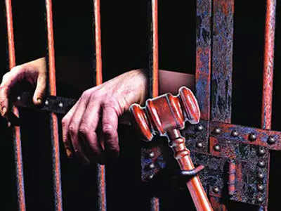 आगरा: तीन तलाक पर शहर में पहला ऐक्शन, आरोपी शौहर को जेल