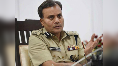 आर्टिकल 370: हाई अलर्ट के बीच दिल्ली पुलिस कमिश्नर ने बुलाई मीटिंग