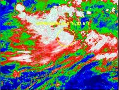 Hyderabad Rains: నేడు తీవ్రవాయుగుండంగా అల్పపీడనం.. తెలుగు రాష్ట్రాలకు భారీ వర్షసూచన!