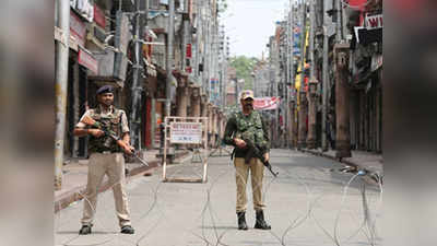 जम्मू काश्मीरमध्ये तणावपूर्ण शांतता; १०० जण अटकेत