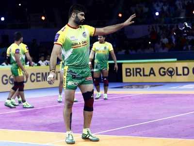 PKL 2019: ಪರ್ದೀಪ್ ದಾಖಲೆ ವ್ಯರ್ಥ; ಸ್ಟೀಲರ್ಸ್ ಮುಂದೆ ನಡೆಯದ ಪೈರೇಟ್ಸ್ ಆಟ