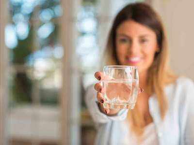 जानें, कैसे पानी पीकर आप कम कर सकते हैं Diabetes