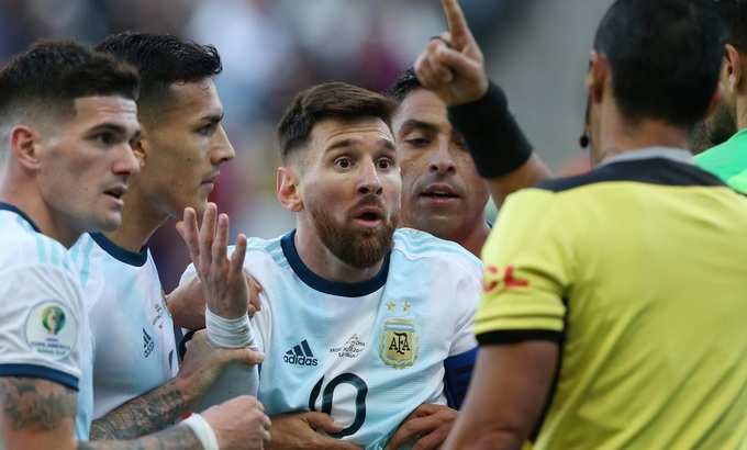 messi red card