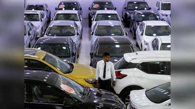 गाड़ियों की बिक्री पर ब्रेक क्यों लगा? ऑटो इंडस्ट्री में मंदी के 4 कारण