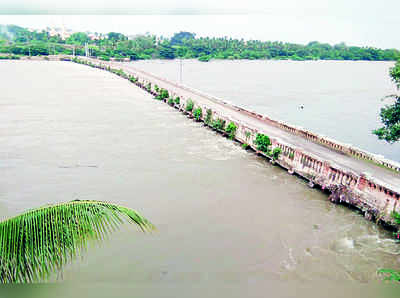 ಮೈದುಂಬಿದ ಕಾವೇರಿ: ಶ್ರೀರಂಗಪಟ್ಟಣ ಜಲಾವೃತ