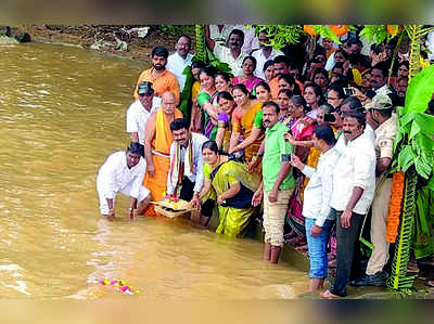 ಅಂಬ್ಲಿಗೊಳ ಜಲಾಶಯಕ್ಕೆ ಸಂಸದ ಬಿವೈಆರ್‌ ಬಾಗಿನ