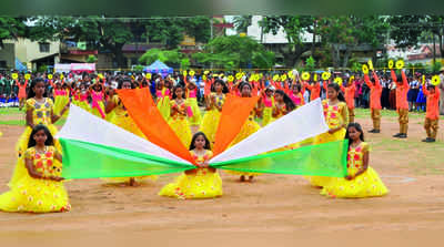 ಹುಣಸೂರು: ಸ್ವಾತಂತ್ರ್ಯೋತ್ಸವ ಸಂಭ್ರಮಾಚರಣೆ