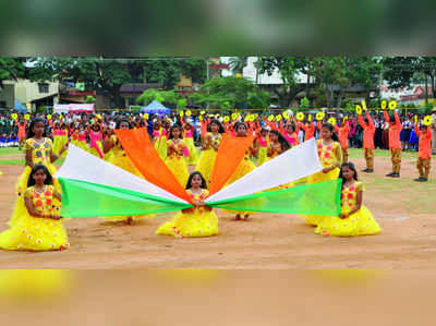 ಹುಣಸೂರು: ಸ್ವಾತಂತ್ರ್ಯೋತ್ಸವ ಸಂಭ್ರಮಾಚರಣೆ