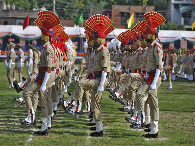 जम्‍मू-कश्‍मीर पुलिस के जांबाज