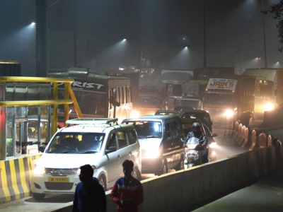 सिर्फ 80 हजार गाड़ियों ने ही लिए आरएफआईडी टैग, आज रात 12 बजे से बॉर्डरों पर लगेंगी लंबी लाइनें