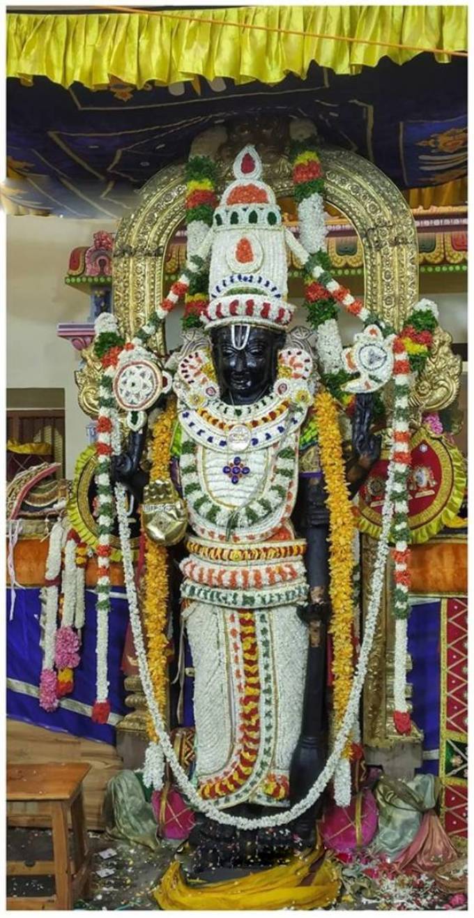 athi varadar statue 1