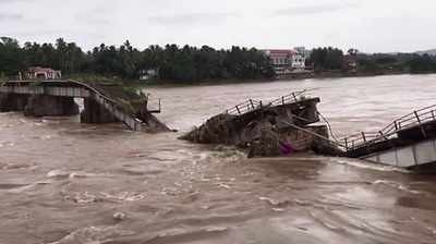 আরও ৬টি দেহ উদ্ধার, কেরালায় বন্যায় মৃত বেড়ে ১২১