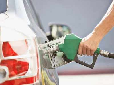 Today Petrol Price: డీజిల్ ధర దిగొచ్చింది.. మరి పెట్రోల్?