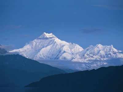 हिमालयातील १३७ शिखरे परदेशी गिर्यारोहकांसाठी खुली