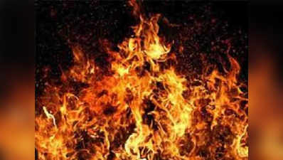 गोरेगाव: गोदामाला आग, अग्निशमनचे २ जवान जखमी