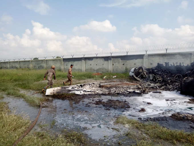 ALIGARH CRASH2