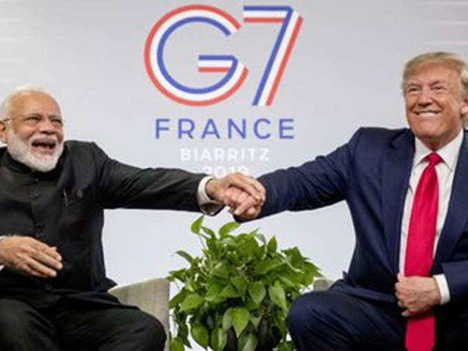 जी-7 के मंच पर दिखी PM मोदी और ट्रंप की दोस्ती 
