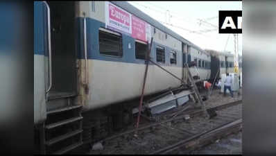 कानपुर सेंट्रल स्टेशन पर पटरी से उतरी लोकल ट्रेन, कोई हताहत नहीं