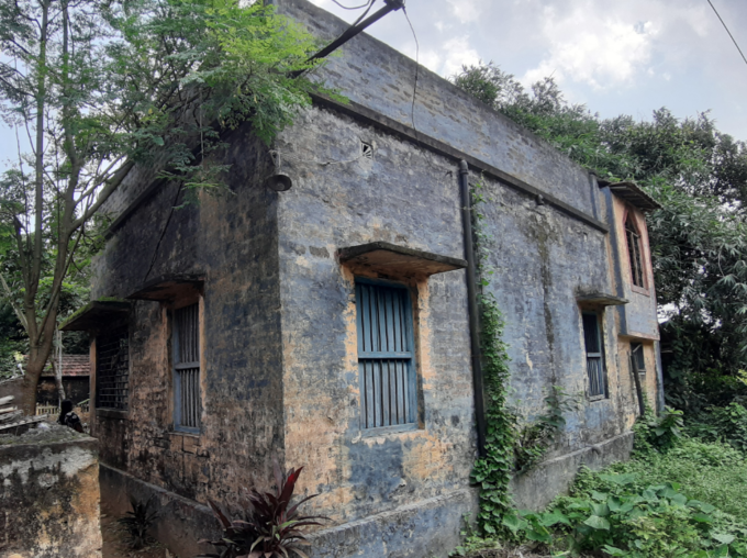 Ranu mondal&#39;s house at Ranaghat