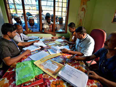 Assam NRC Final List: क्यों और कैसे बनाई गई है एनआरसी, जानें- सब कुछ 