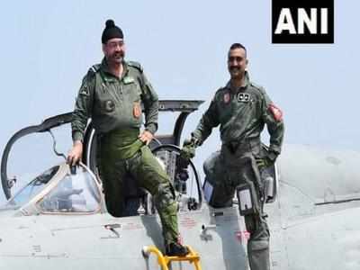 అభినందన్‌ రీ ఎంట్రీ.. IAF చీఫ్‌‌తో కలిసి యుద్ధ విమానాన్ని నడిపిన వర్ధమాన్‌