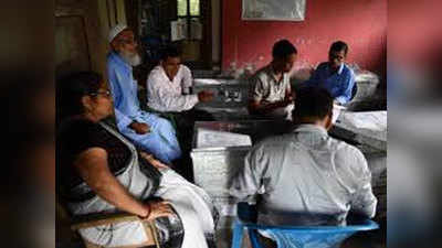 असमः एनआरसी में नाम नहीं, शख्स ने कहा- घर बहा लेकिन बच गए दस्तावेज, कैसे साबित करें नागरिकता?