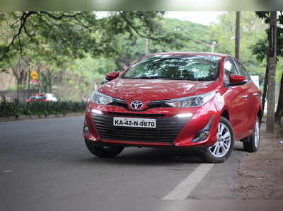 Toyota Yaris CVT Review: മാന്യം, മനോഹരം ഈ യാരിസ് !