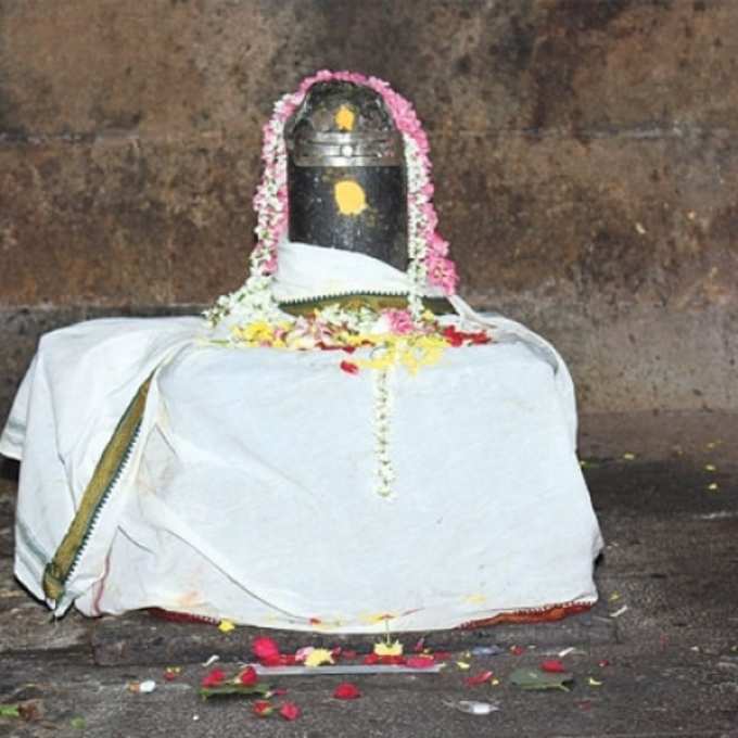 piravi marundeeswarar temple Moolavar
