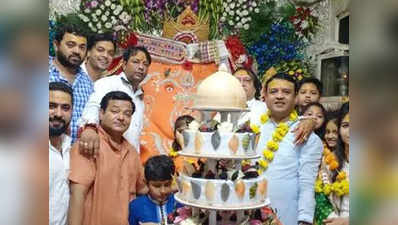 इंदौर: खजराना गणेश मंदिर के गर्भगृह में मंत्री के भतीजे ने काटा केक, छिड़ा विवाद