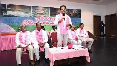 పదవులొచ్చాయని పెద్ద మాటలు మాట్లాడుతున్నరు: కేటీఆర్ వార్నింగ్